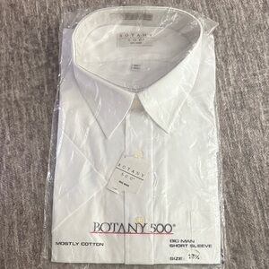 Botany 500 Men’s White Short-Sleeve Dress Shirt